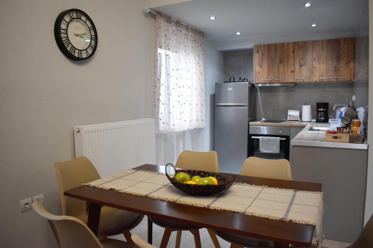 Virgin Rocks Apartment 2 กาลัมปากา ภายนอก รูปภาพ